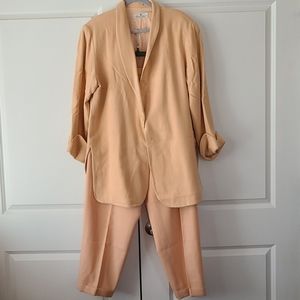 Priced to sell!!!🧡John Meyer set🧡